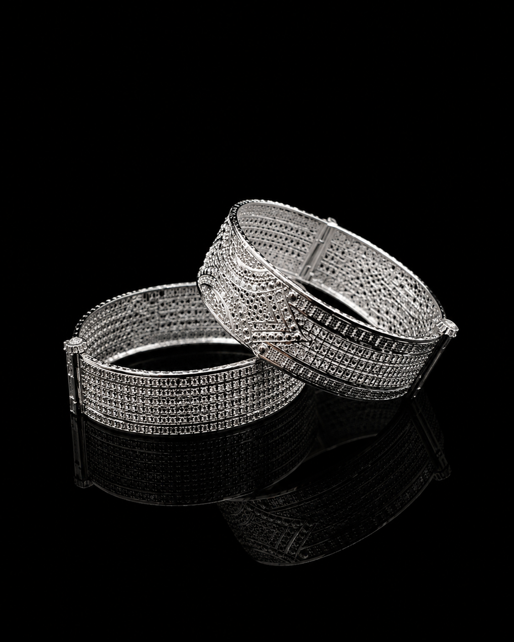 Elegant Designer Silver Bangle 49.4 gram