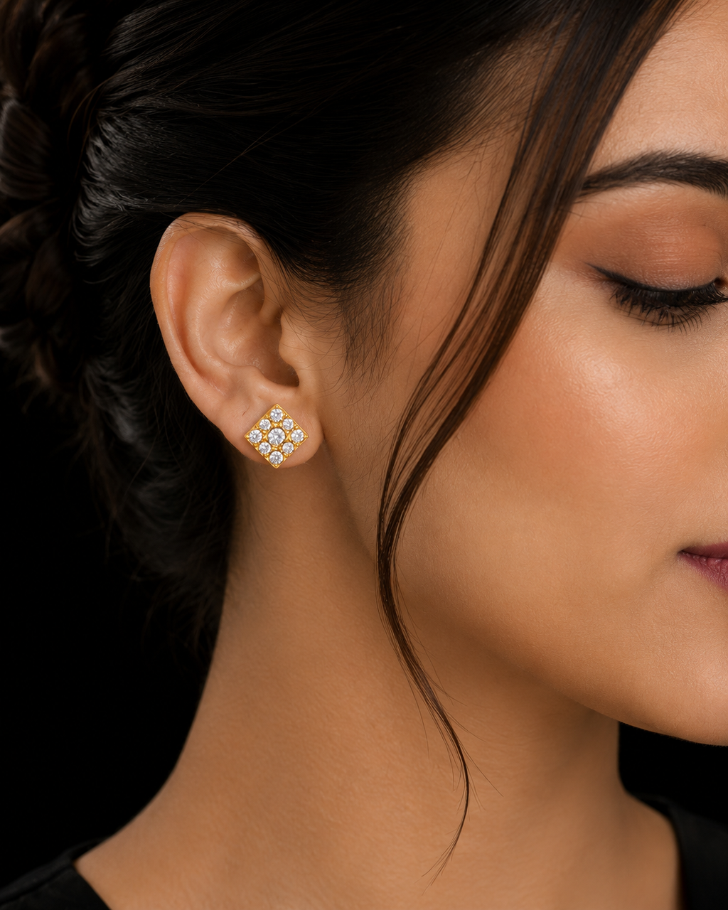 22K Gold Square Stud Earrings
