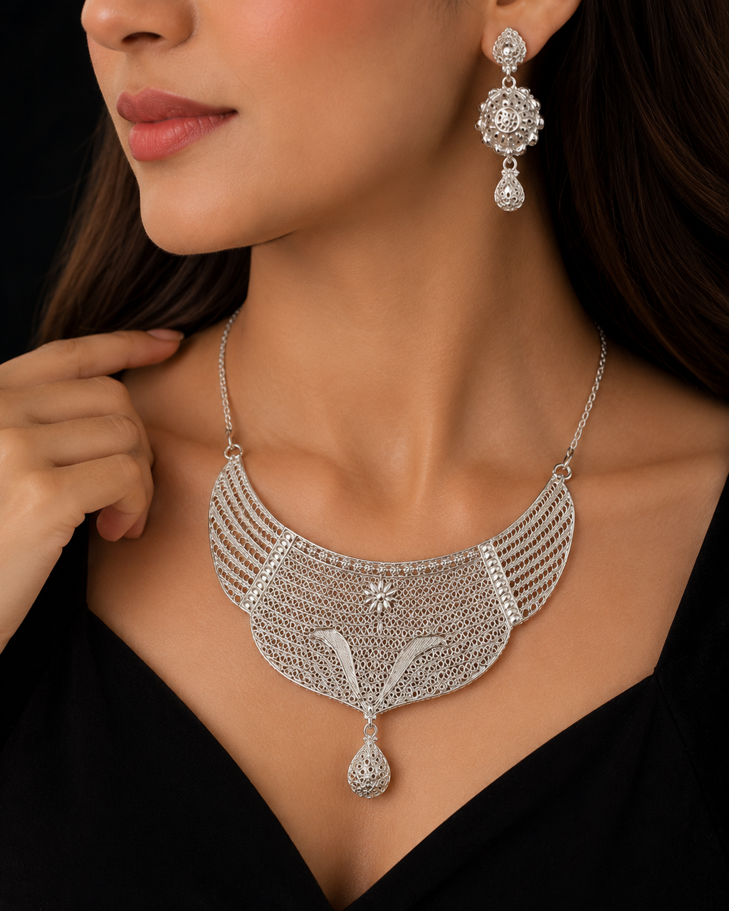 925 Sterling Silver Designer Necklace Set 24.8 gram