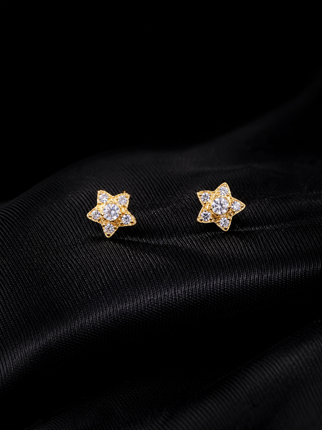 22K Gold Star Stud Earrings