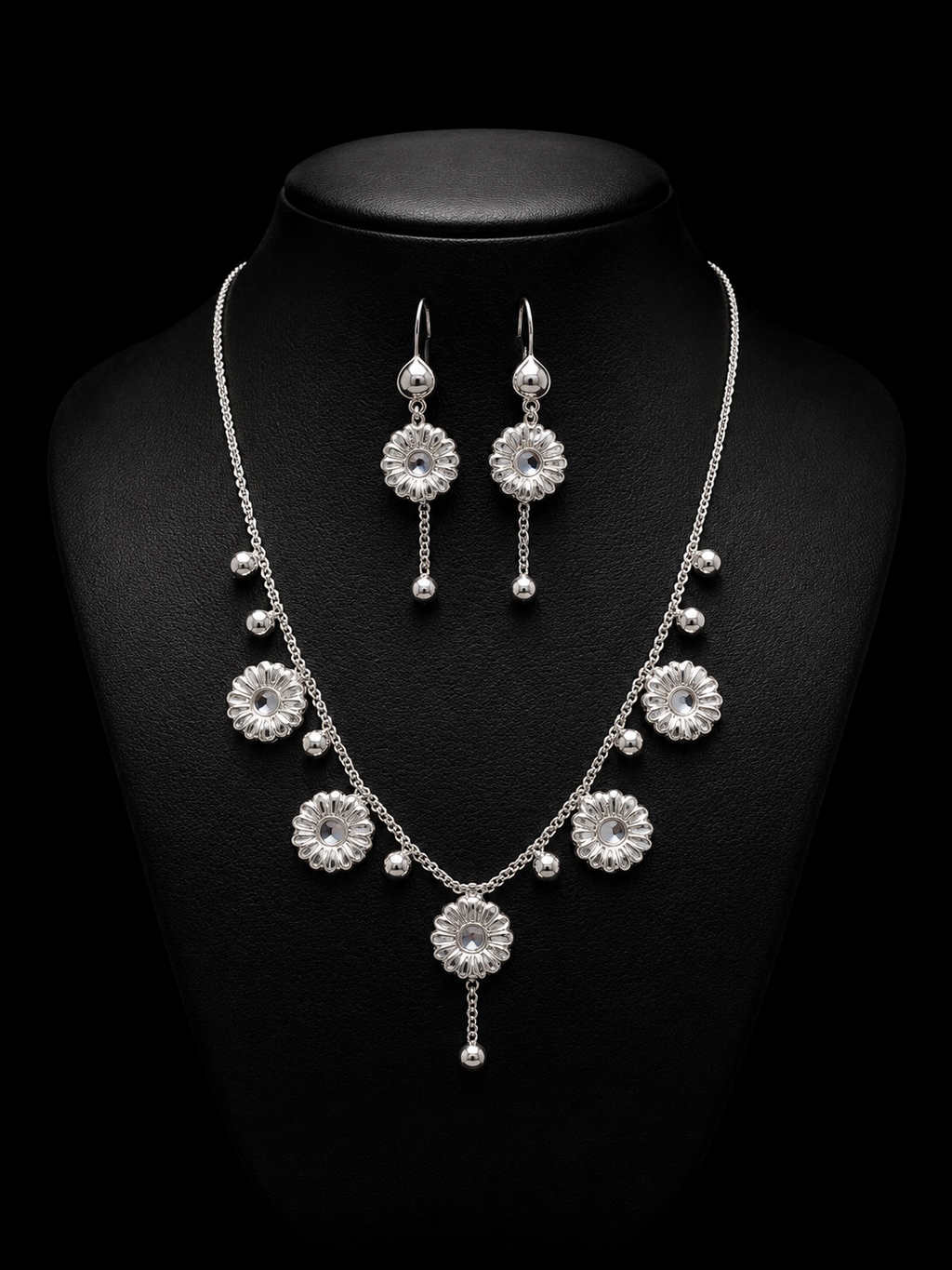 925 Sterling Silver Floral Necklace Set – Timeless Elegance