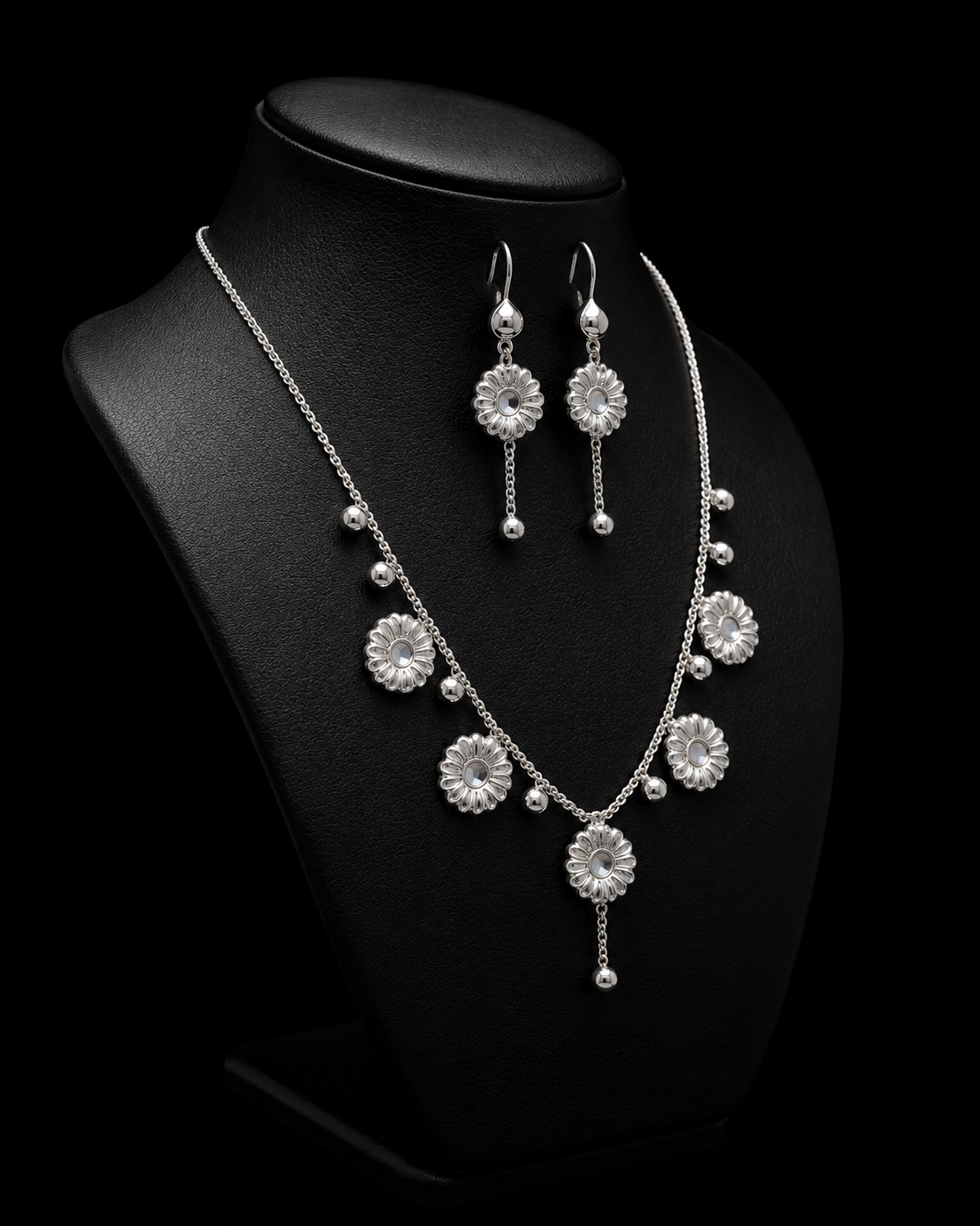 925 Sterling Silver Floral Necklace Set – Timeless Elegance