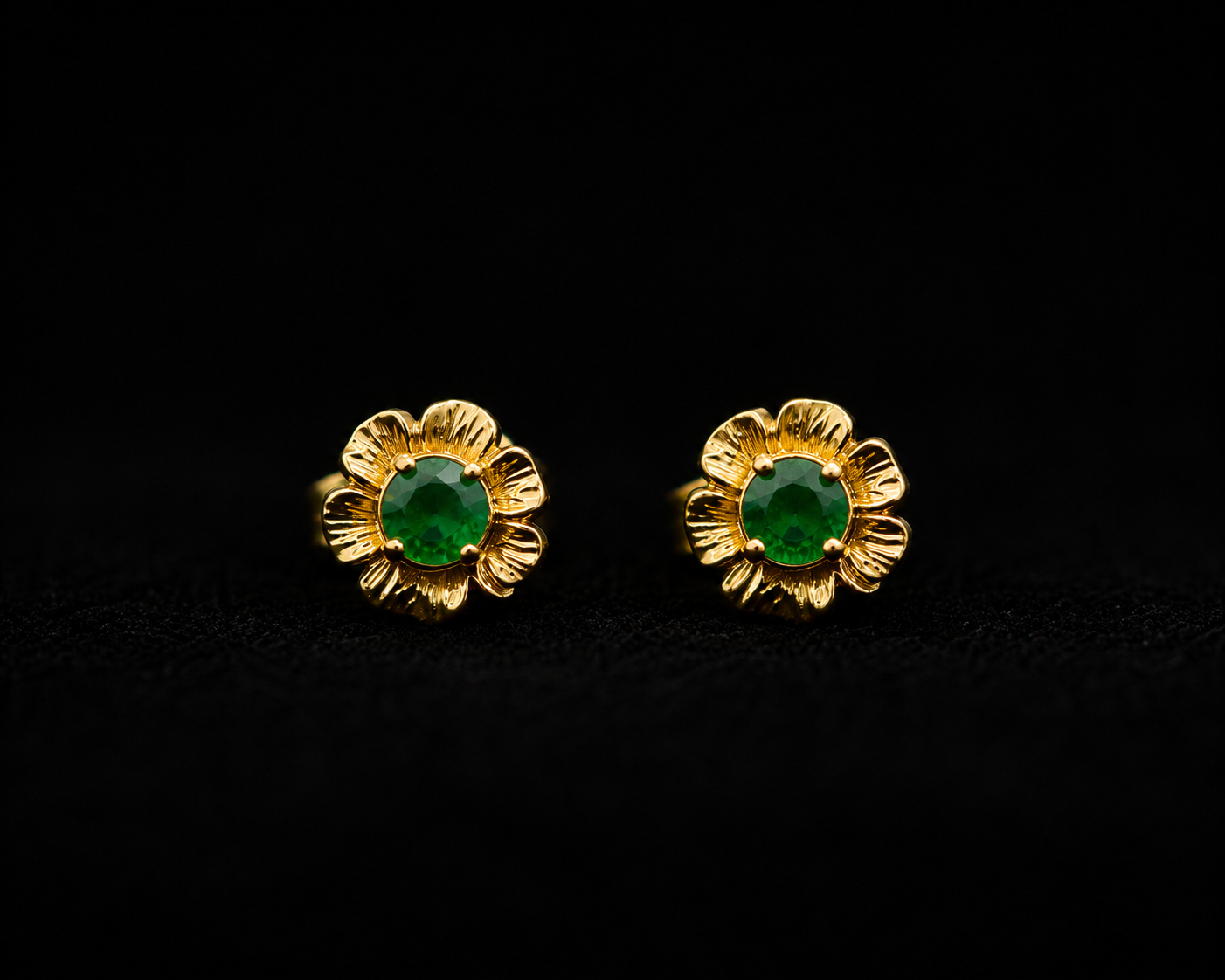 Elegant Gold Floral Stud Earrings