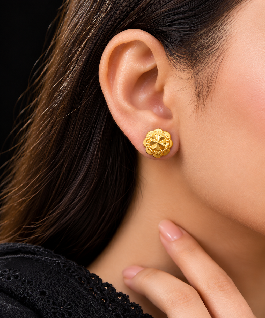 Elegant 22K Gold Floral Stud Earrings