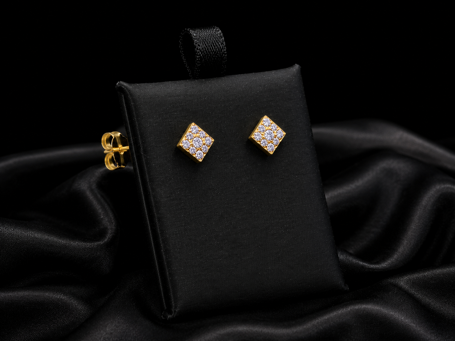 22K Gold Square Stud Earrings