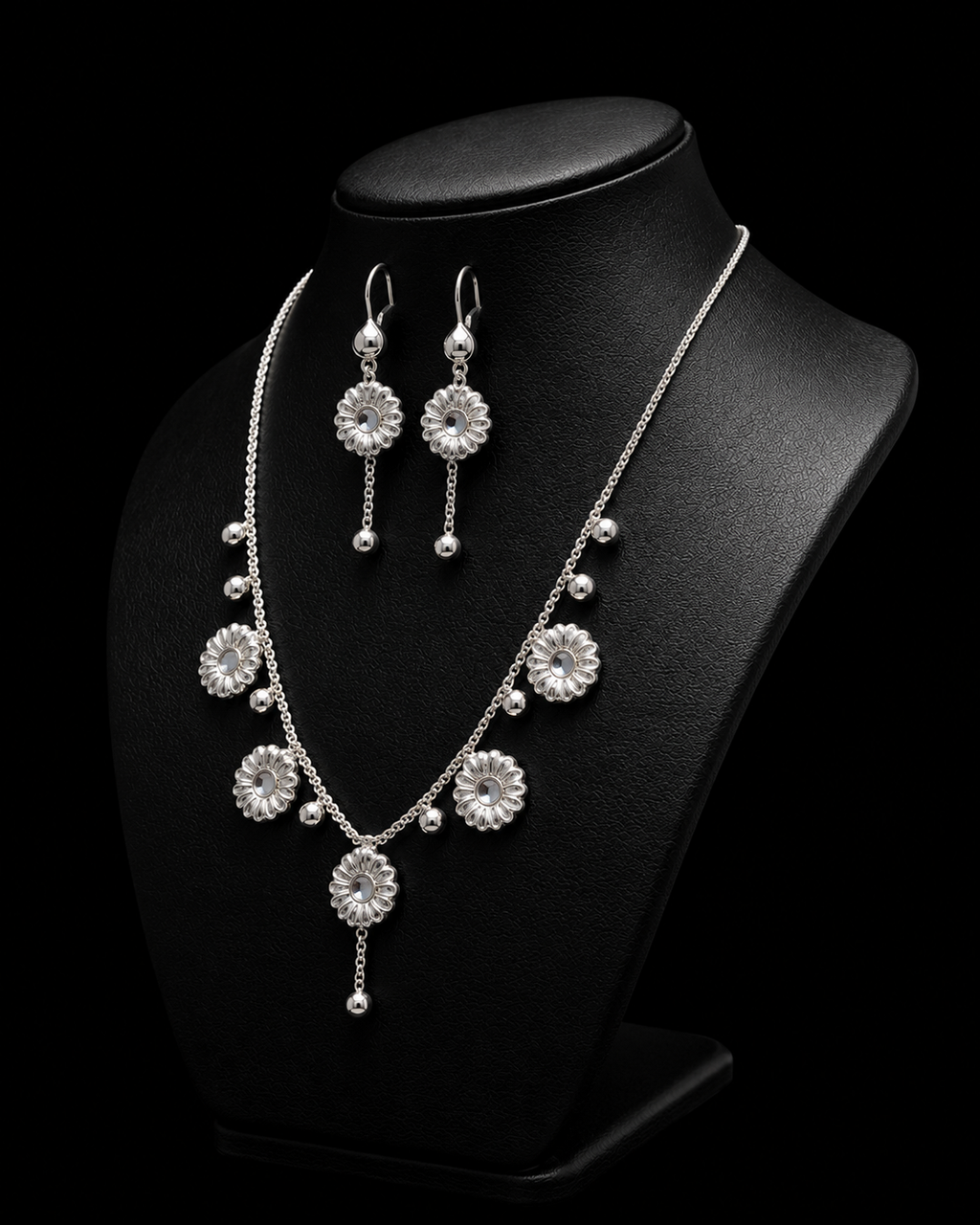 925 Sterling Silver Floral Necklace Set – Timeless Elegance